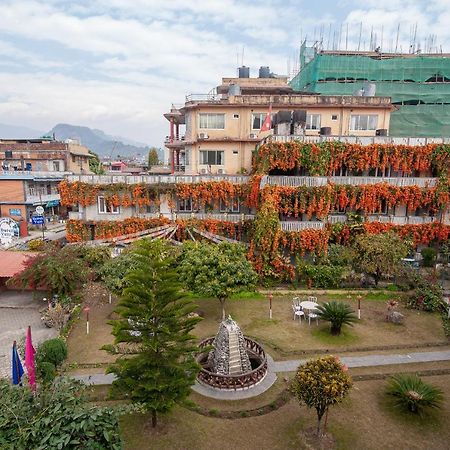 Hotel Yeti Pokhara Exterior foto