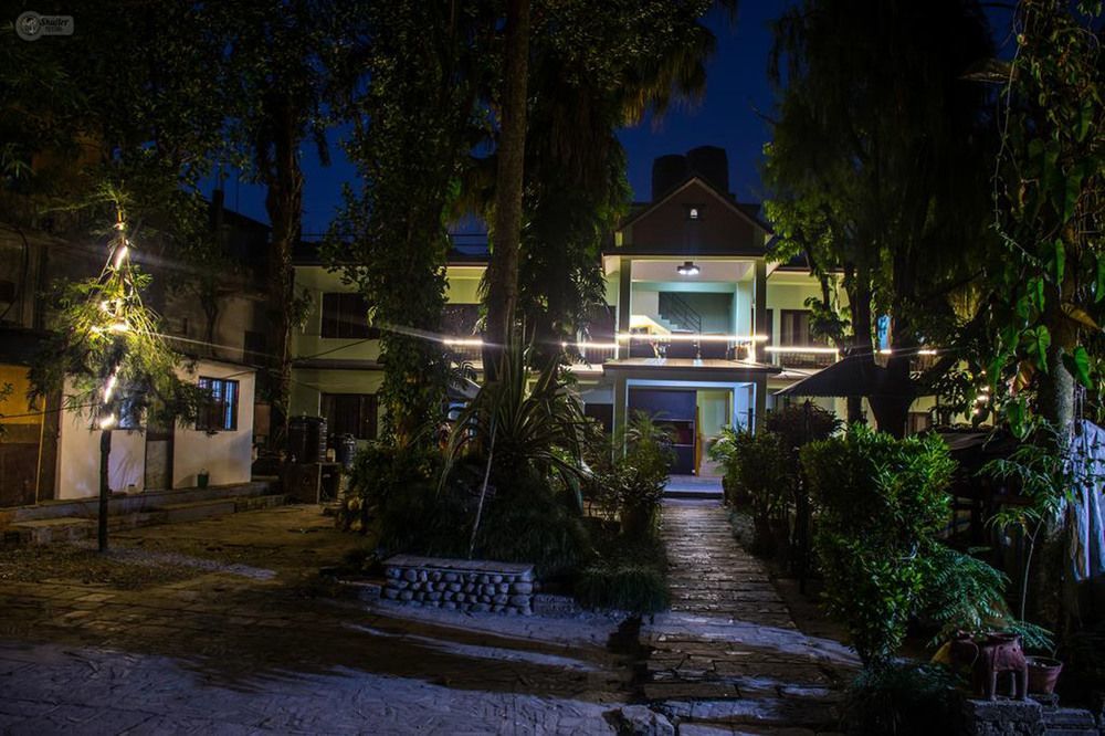 Hotel Yeti Pokhara Exterior foto